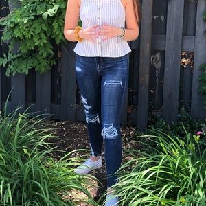 American Eagle Distressed Jegging Jean